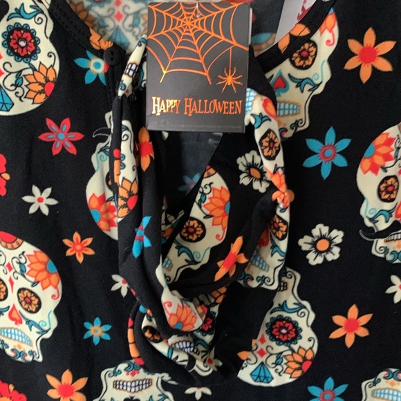 New Shosho colorful Day of The Dead Onesie with matching headband . Size M - Picture 5 of 6
